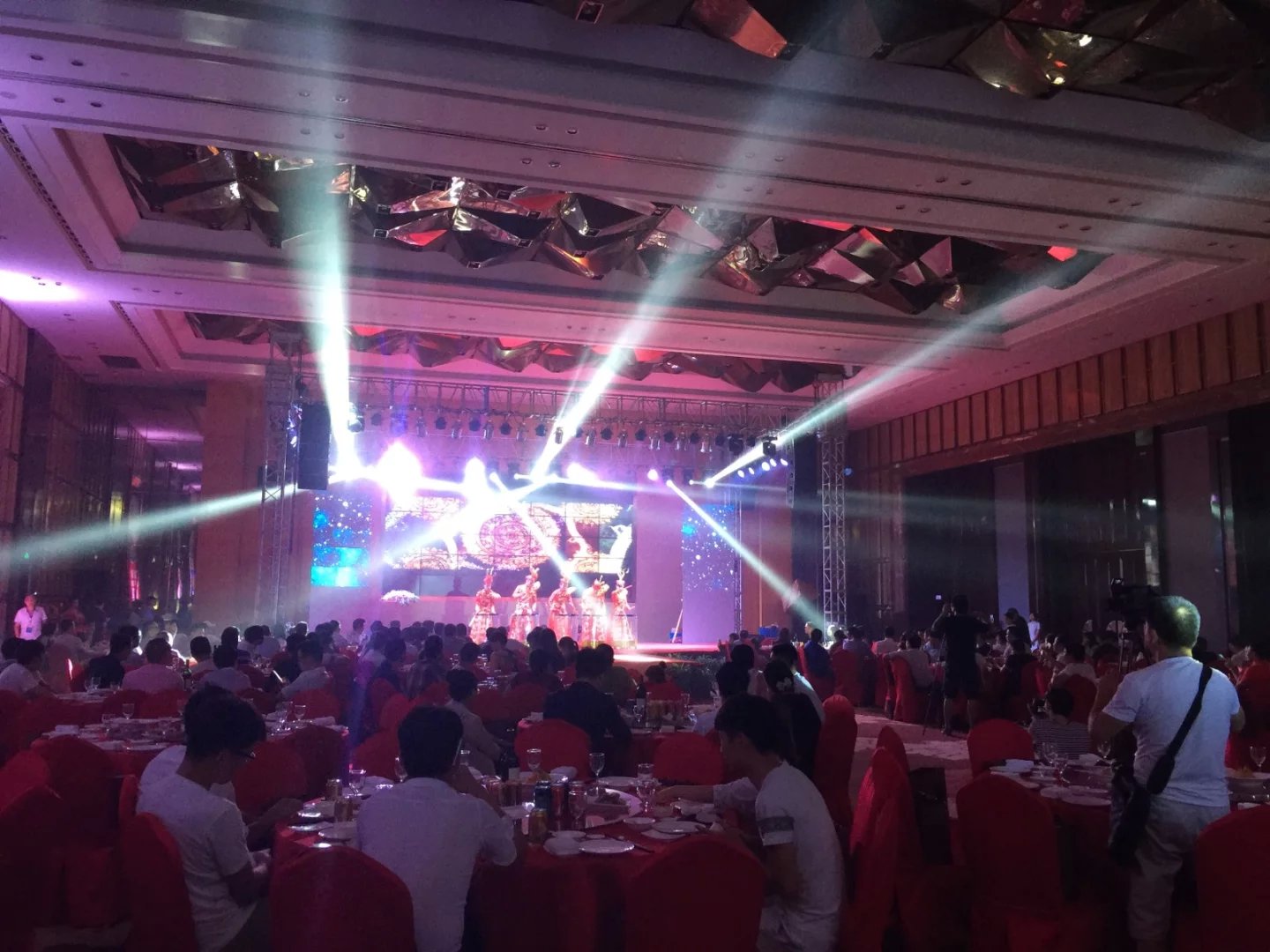 台州市装饰行业年度颁奖晚会活动策划执行台州开业庆典，演出策划，活动策划，新品发布，开工仪式，奠基仪式策划，礼仪模特，舞蹈杂技，年会策划，晚会策划