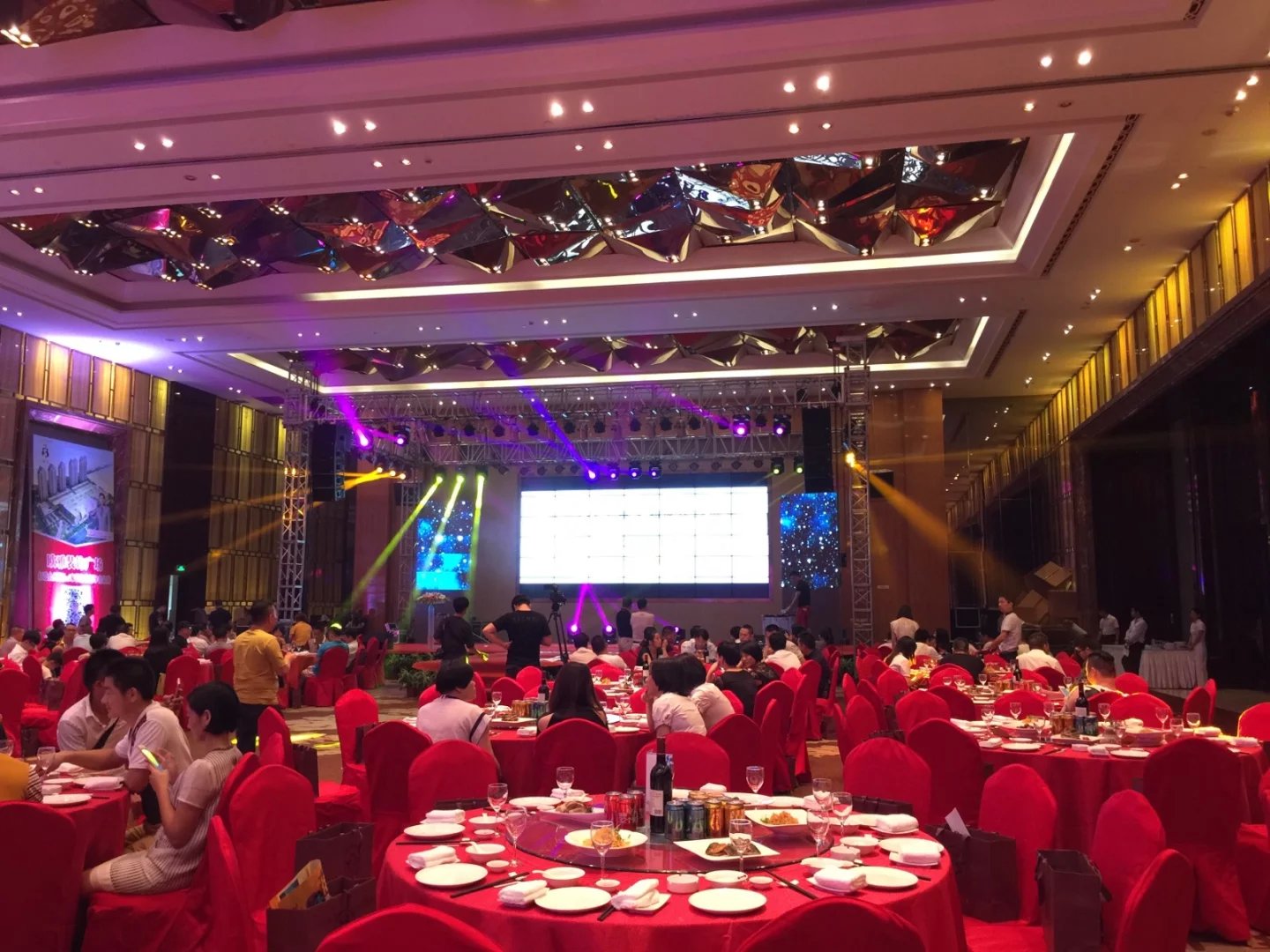 台州市装饰行业年度颁奖晚会活动策划执行台州开业庆典，演出策划，活动策划，新品发布，开工仪式，奠基仪式策划，礼仪模特，舞蹈杂技，年会策划，晚会策划
