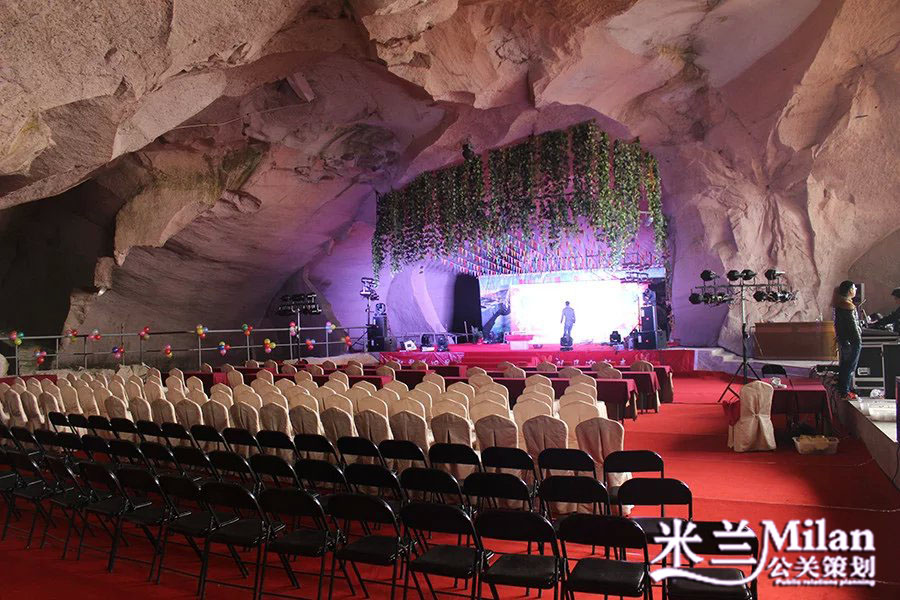台州开业庆典策划,企业演出策划,活动策划,新品发布,开工奠基仪式,礼仪模特,舞台灯光音响LED显示屏出租,舞蹈杂技,年会策划,晚会策划,周年庆,酒会策划,歌手乐队
